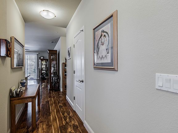 5th image of 11128 Graciano Dr