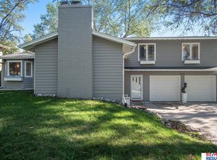 10713 Valley St, Omaha, NE 68124