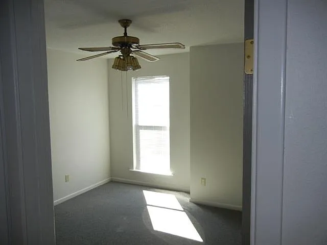 4404 Lake Vista Dr #C — Photo 7