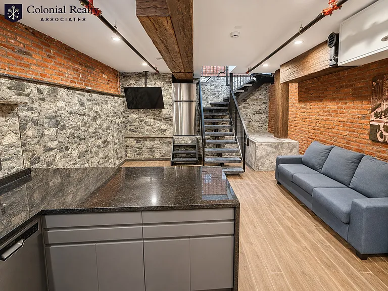 1034 Commonwealth Ave #104 — Photo 12