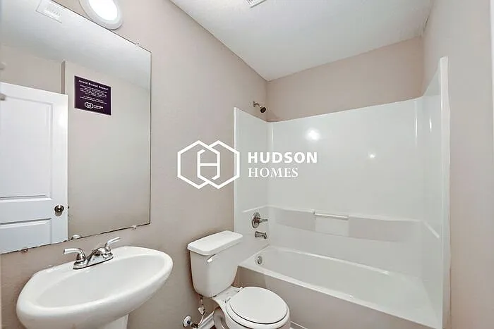 4018 Dorchester St #B — Photo 10