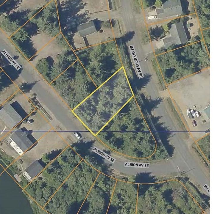 1st image of 896 Albion Ave SE