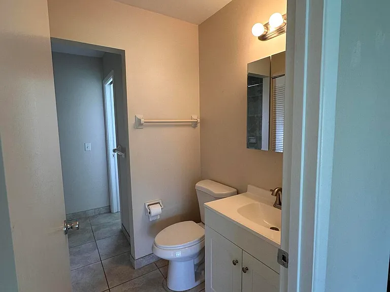 1331 SE Mohave St — Photo 10