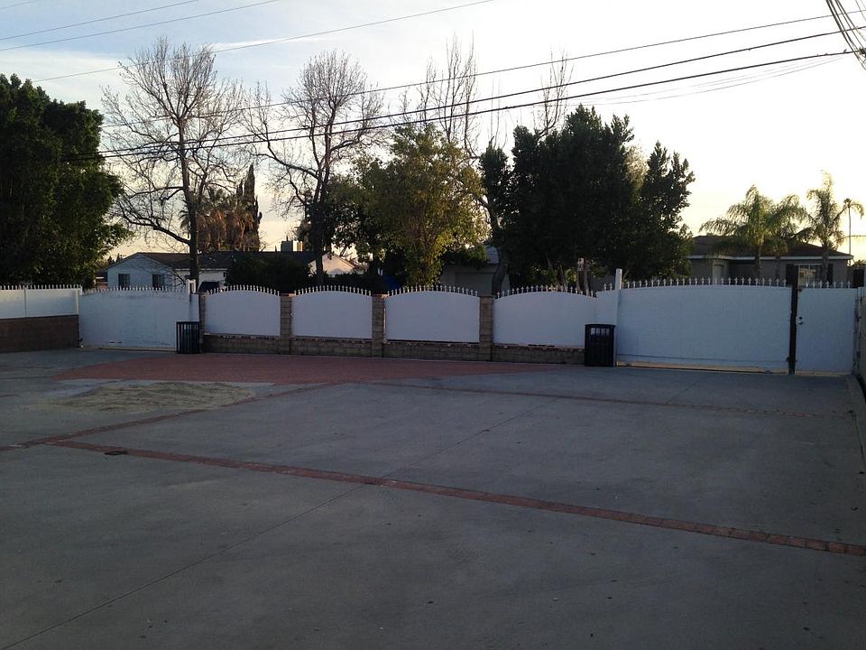 2nd image of 13234 Herrick Ave