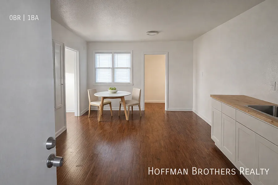 Building Photo - 5545 Atlantic Ave #5545