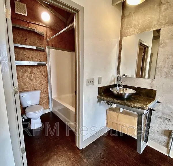 300 Summit Ridge Dr #B1 — Photo 19