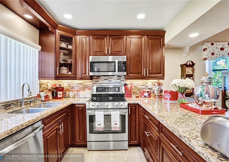 1st image of 7346 NW 38th Pl