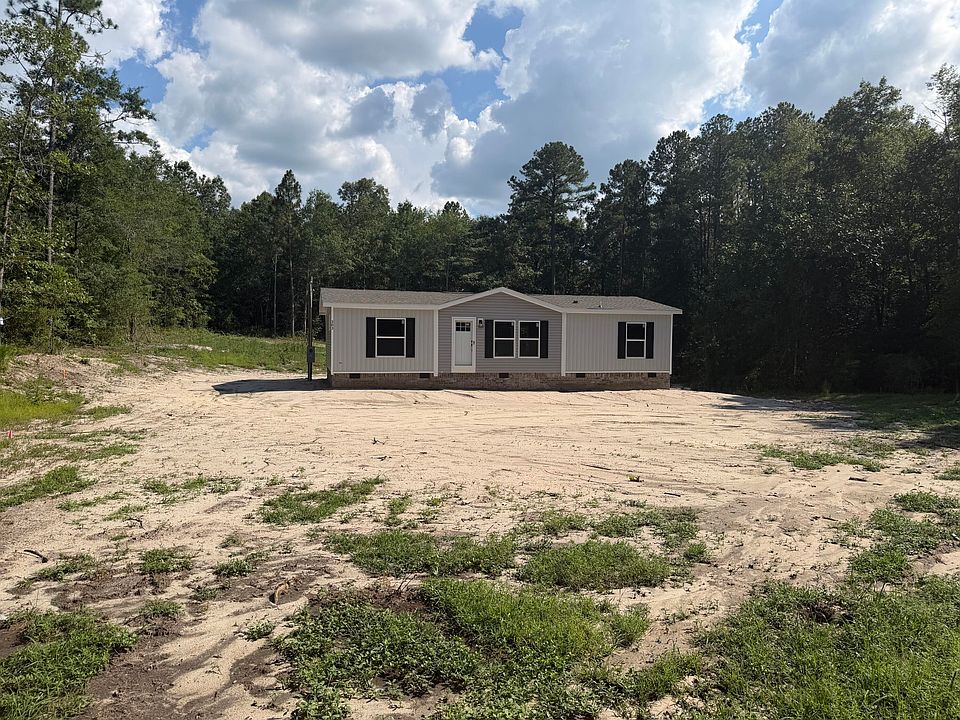 1st image of 303 Sampson Rd