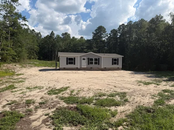 303 Sampson Rd, Gilbert, SC 29054