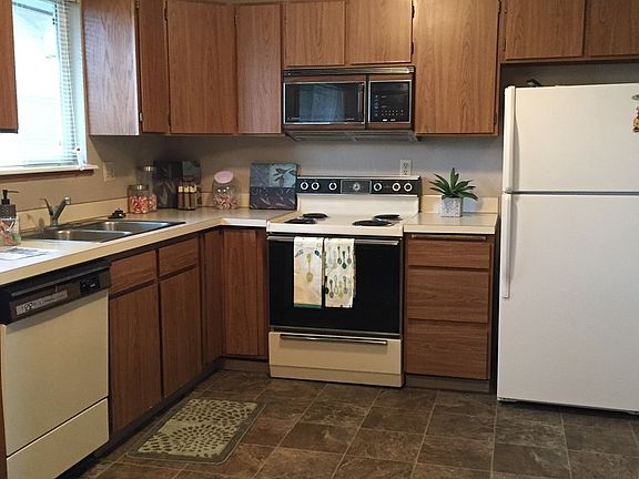 3rd image of 1120 S 40th Ave #1120A