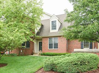 1 Winged Foot Dr, Hawthorn Woods, IL 60047