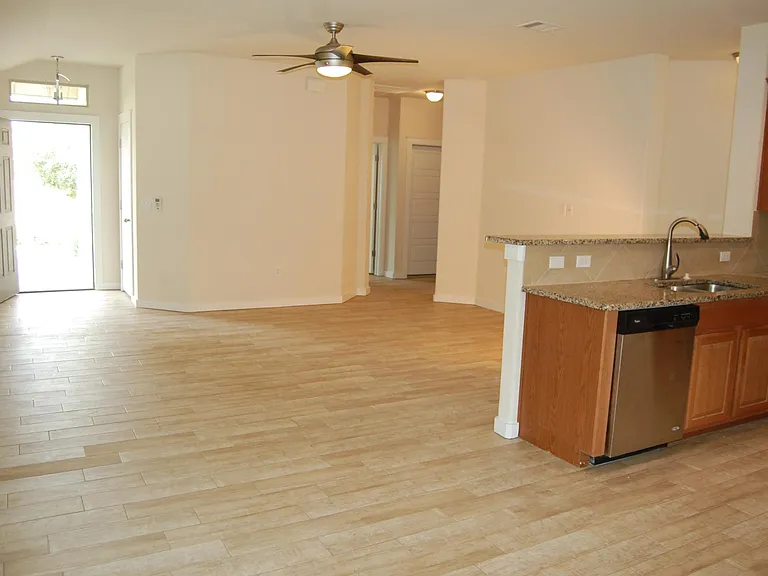 5304 Kara Dr — Photo 8
