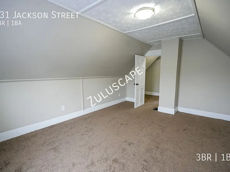 231 Jackson St — Photo 11