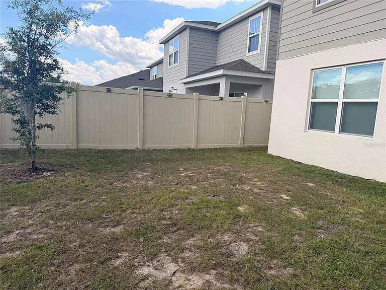 Red Blossom Ln — Photo 15