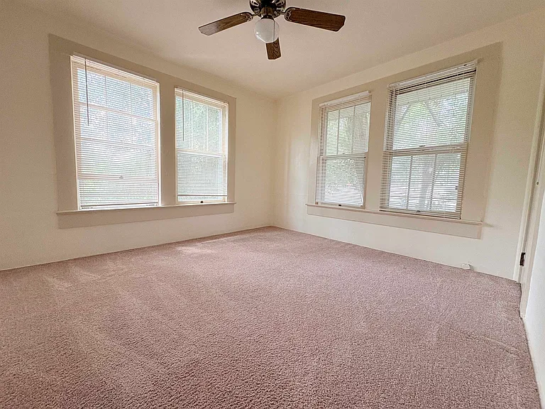 1612 N M L King Jr Blvd #UP — Photo 12