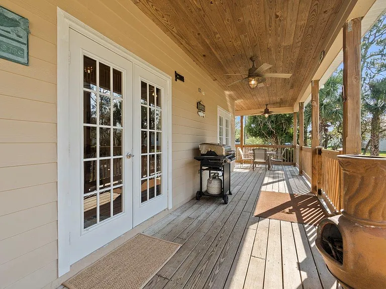 405 SE Salerno Rd — Photo 34