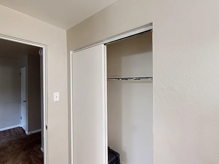 Brittany Manor — Photo 9