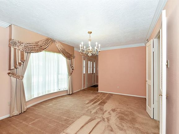 5th image of 5203 Dana Leigh Dr