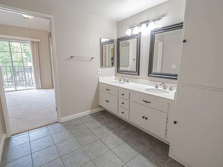 24109 Del Monte Dr #466 — Photo 16