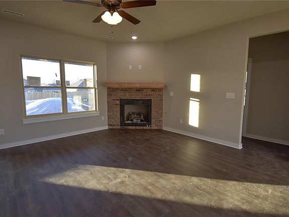 3rd image of 477 N Otoe St