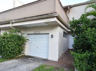 8254 NW 9th St, Plantation, FL 33324