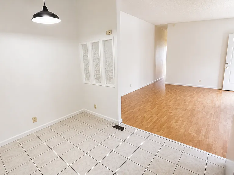 716 Sycamore St — Photo 10