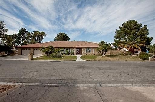 1st image of 3265 S Torrey Pines Dr