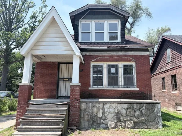 15725 Cherrylawn St, Detroit, MI 48238