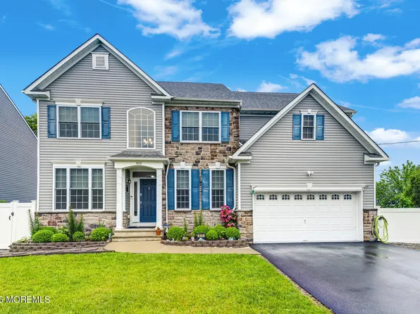 909 Amsterdam Avenue, Toms River, NJ 08757