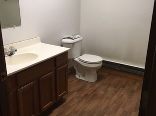 435 S 2nd Ave APT M, Clarion, PA 16214