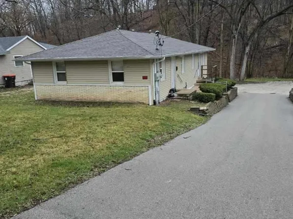 148-152 Maywood Ave, Creve Coeur, IL 61610