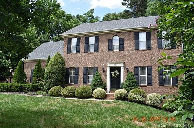 1st image of 233 Blackberry Ln #75
