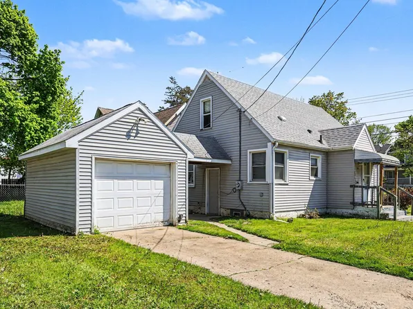 902 W Lapeer St, Lansing, MI 48915