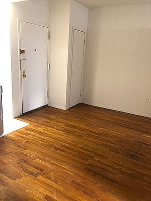 5th image of 77 Saint Marks Pl #22