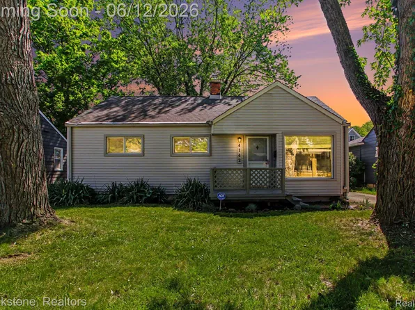 4142 Royal Ave, Berkley, MI 48072