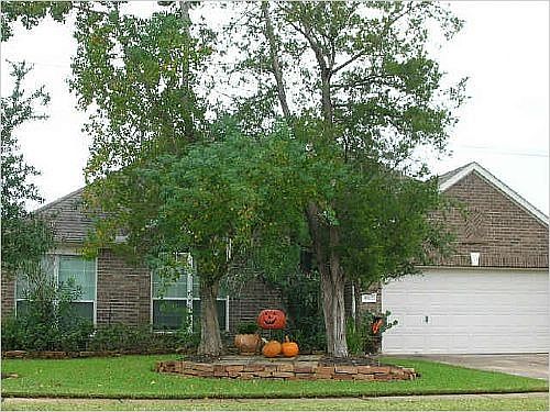 1st image of 9907 Brandywood Cir