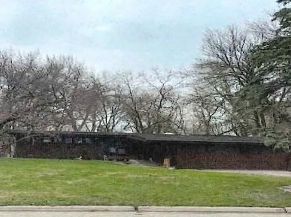 5816 Olinger Blvd, Edina, MN 55436