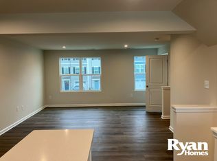 9 F Floyd Ave, Edgewater Park, NJ 08010