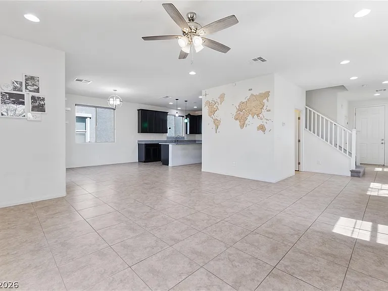 10925 Jordyn Hill St — Photo 7