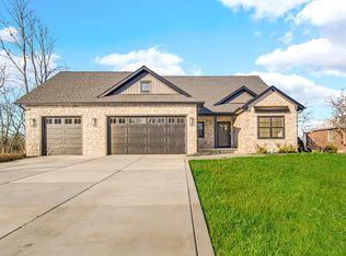 602 Idlewild Ln, Chesterton, IN 46304
