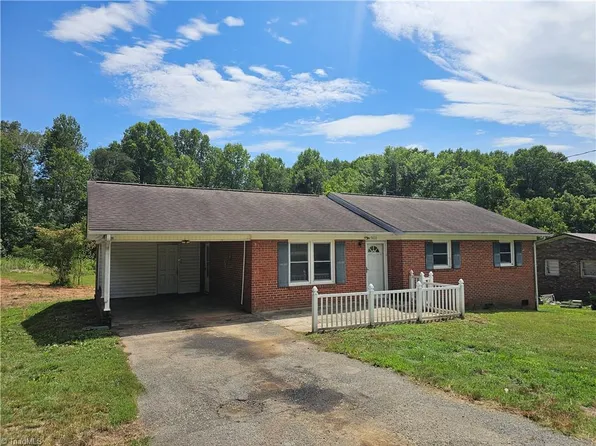 5633 Bethel Rd, Jonesville, NC 28642