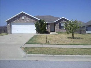 802 SW Crystal St, Bentonville, AR 72712