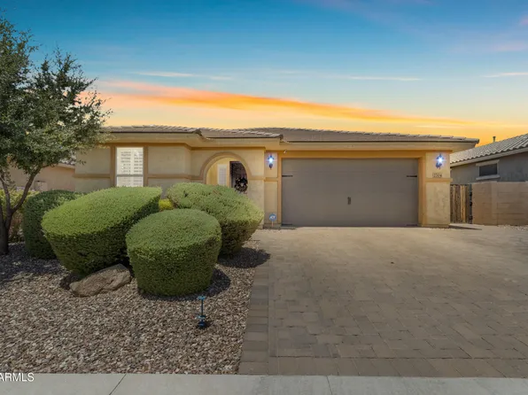 2704 E AUGUSTA Avenue, Gilbert, AZ 85298