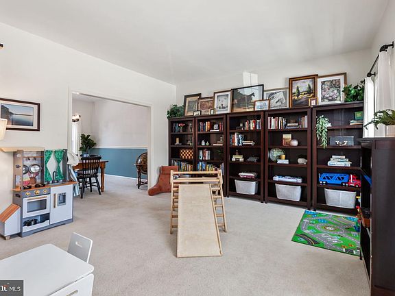 4th image of 6 Sunstone Dr