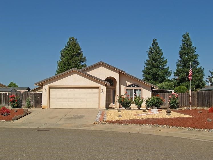 1st image of 241 Aura Ct