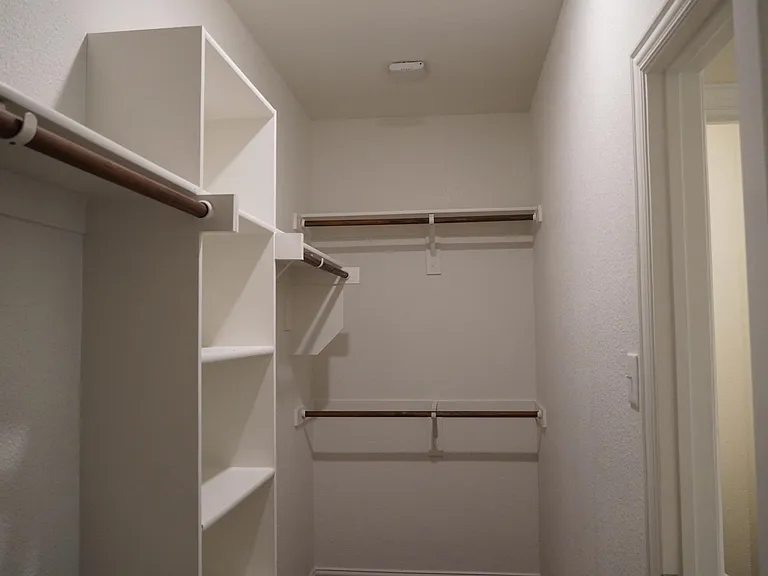 423 Pepperbark Ave — Photo 20