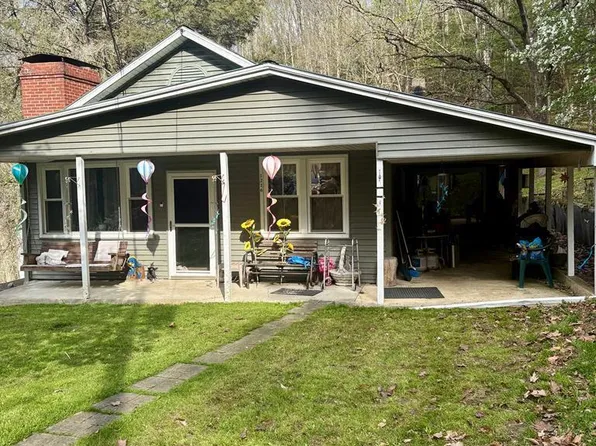1216 Jug Hollow Rd, Herndon, WV 24726
