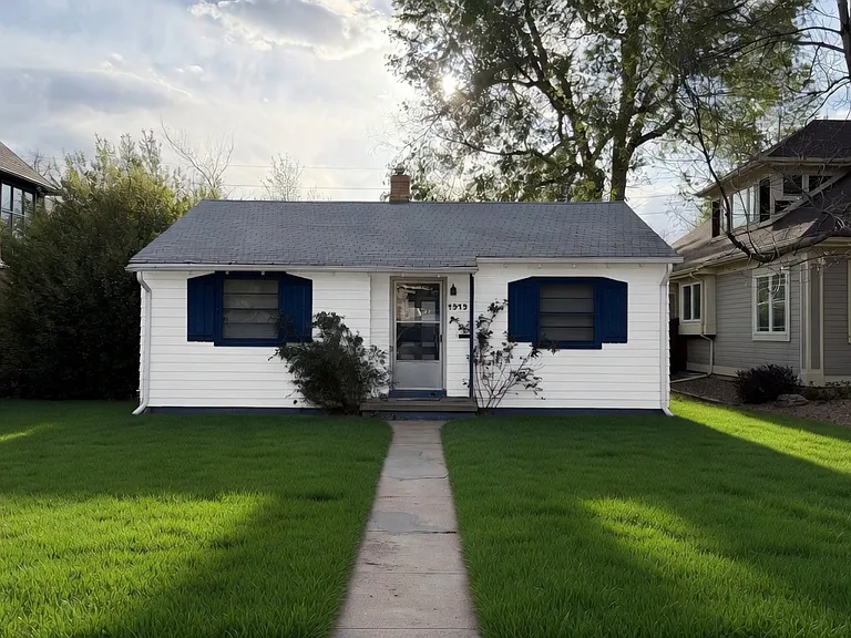 2525 S Clayton St — Photo 1