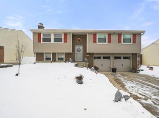 308 Country View Dr, Harrison, OH 45030