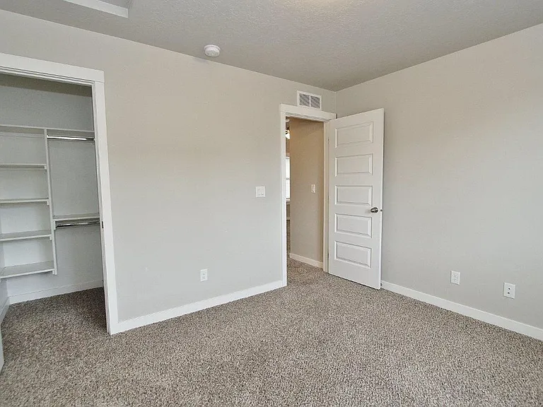 302 Rio Grande Ct — Photo 20